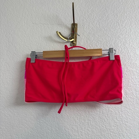 Colorblock Bikini Size Large - Picture 3 of 7